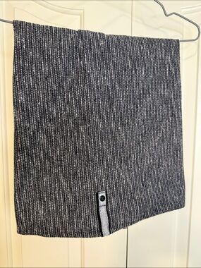 Lululemon Vinyasa Scarf